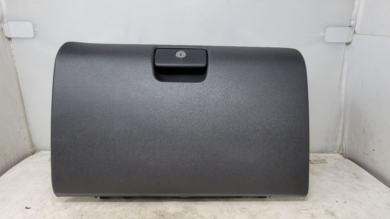 2020 SILVRDO15 LOWER GLOVE BOX JET BLACK 84093881 31086 - image 1