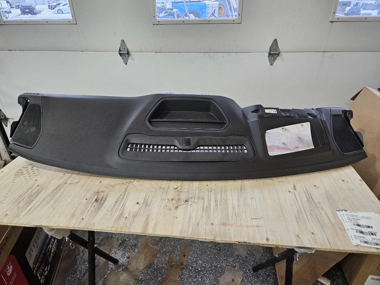 2020 SILVRDO15 BLACK DASH PANEL W/HUD CUTOUT & BAG 31125 - image 1