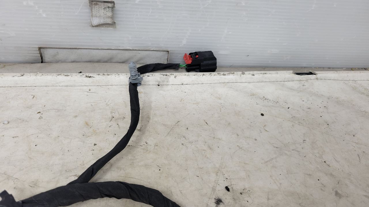 2020 SILVRDO15 LH REAR DOOR WIRING HARNESS 84622387 31131 - image 5