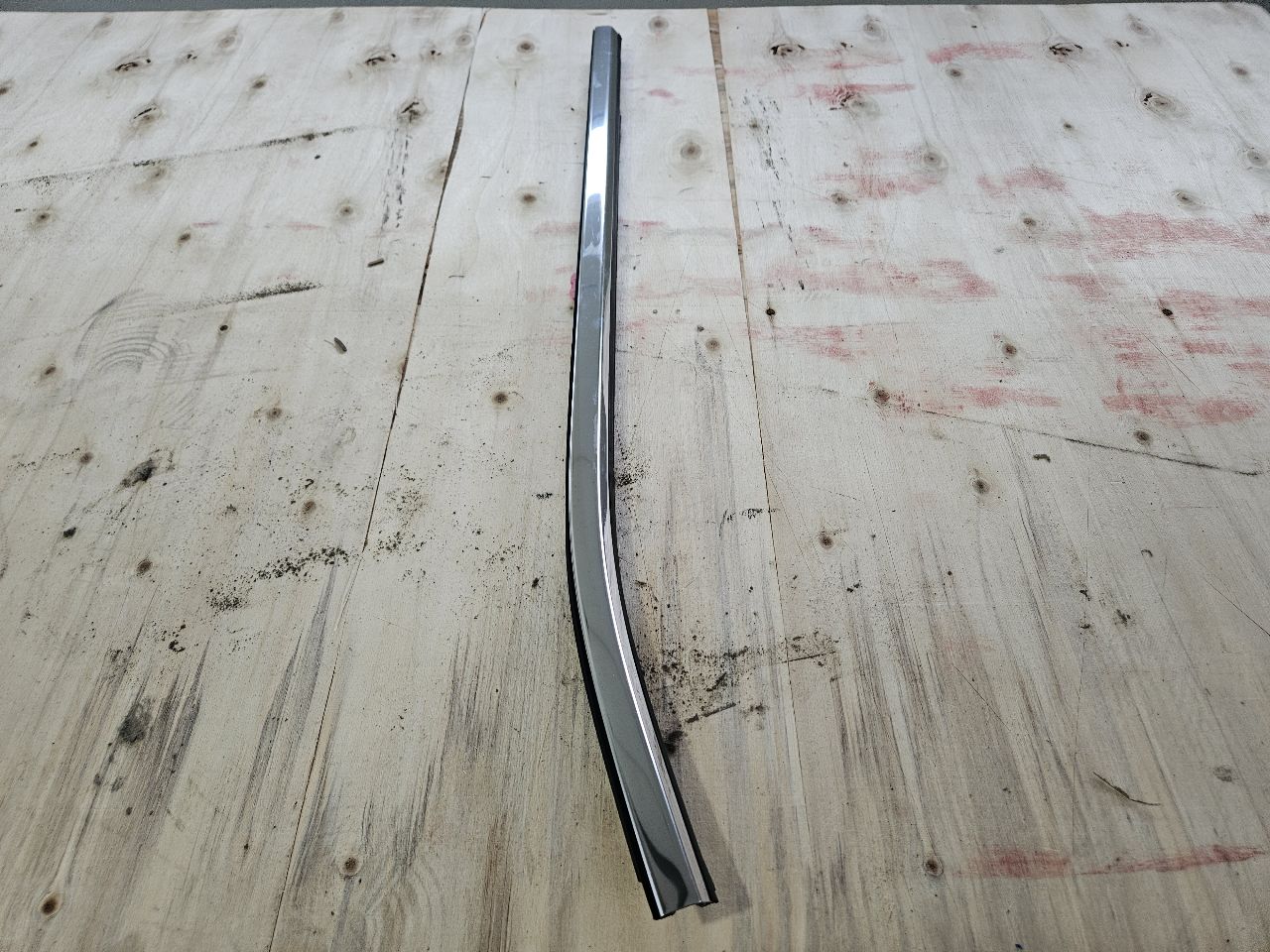 2020 SILVRDO15 LH REAR BELT REVEAL MOLDING 85038848 31132 - image 3