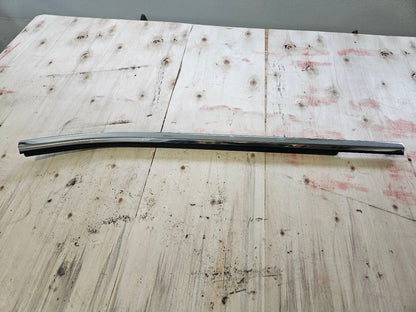 2020 SILVRDO15 LH REAR BELT REVEAL MOLDING 85038848 31132 - image 4