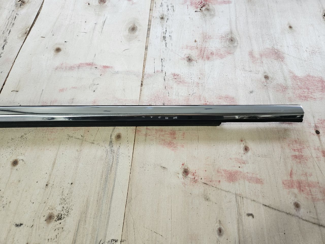 2020 SILVRDO15 LH REAR BELT REVEAL MOLDING 85038848 31132 - image 7