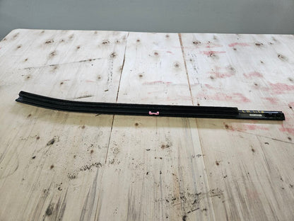 2020 SILVRDO15 LH REAR BELT REVEAL MOLDING 85038848 31132 - image 9
