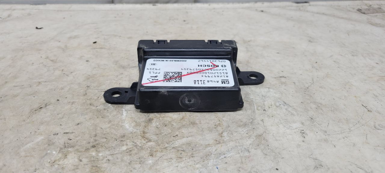 2020 SILVRDO15 DRIVER PARK ASSIST MODULE 84683118 31144 - image 6