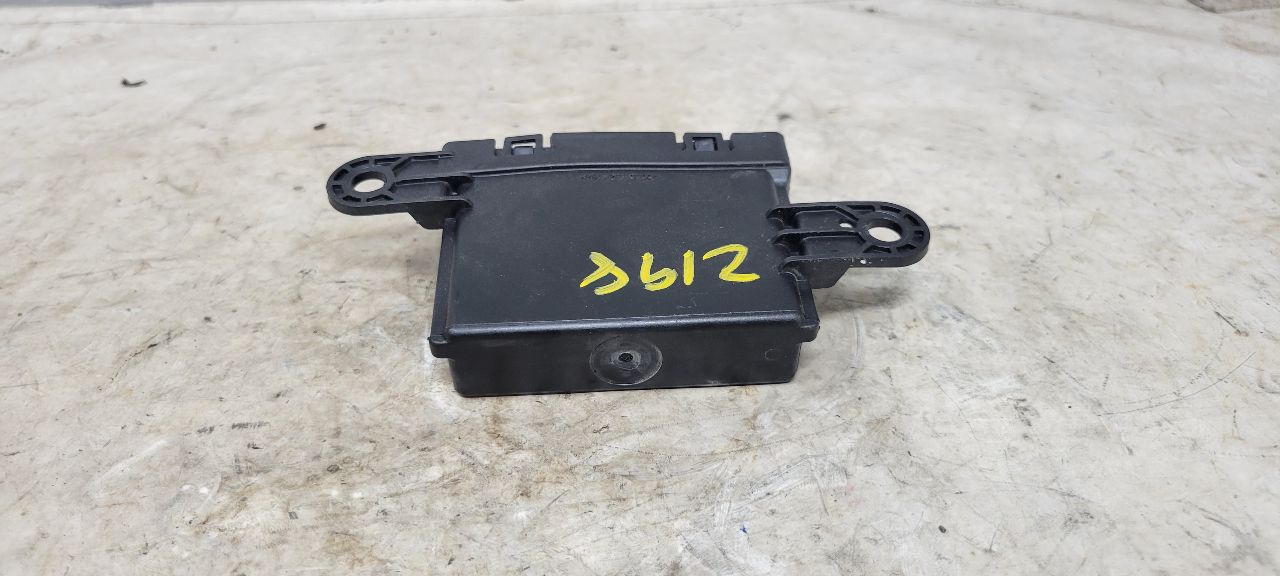 2020 SILVRDO15 DRIVER PARK ASSIST MODULE 84683118 31144 - image 14