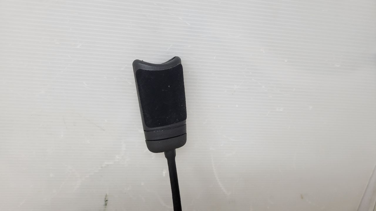 2020 SILVRDO15 PASSENGER SEATBELT TENSIONER BLACK 31147 - image 3