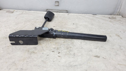 2020 SILVRDO15 PASSENGER SEATBELT TENSIONER BLACK 31147 - image 7