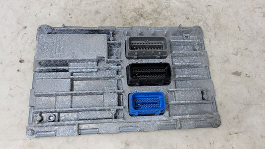 2022 SILVRDO15 E90 ECM ENGINE COMPUTER 12705320 31172 - image 1
