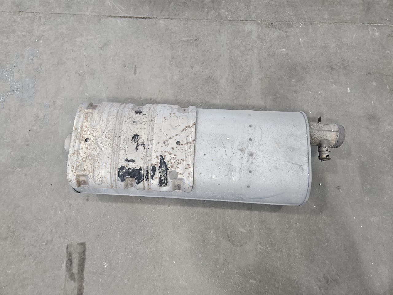 2022 SILVRDO15 OEM 6.2L EXHAUST MUFFLER & VALVE 31182 - image 9