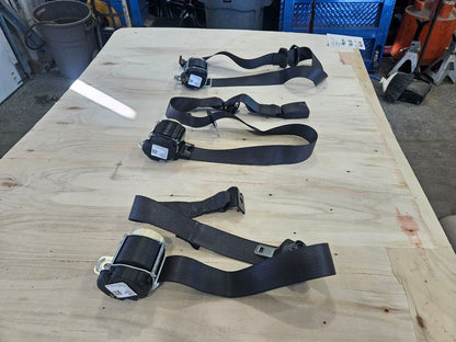 2022 SILVRDO15 REAR SEATBELTS BLACK SET OF 3 31183 - image 5