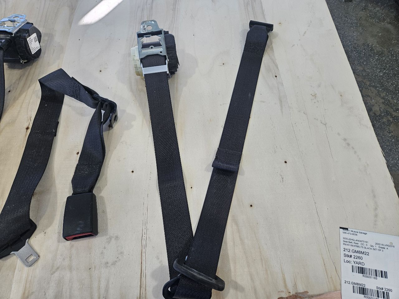 2022 SILVRDO15 REAR SEATBELTS BLACK SET OF 3 31183 - image 9