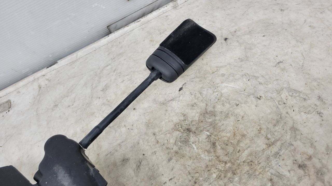 2022 SILVRDO15 DRIVER LH SEATBELT TENSIONER BLACK 31187 - image 10