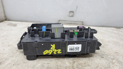 2022 SILVRDO15 RH DASH FUSE BOX JUNCTION 86774332 31197 - image 7