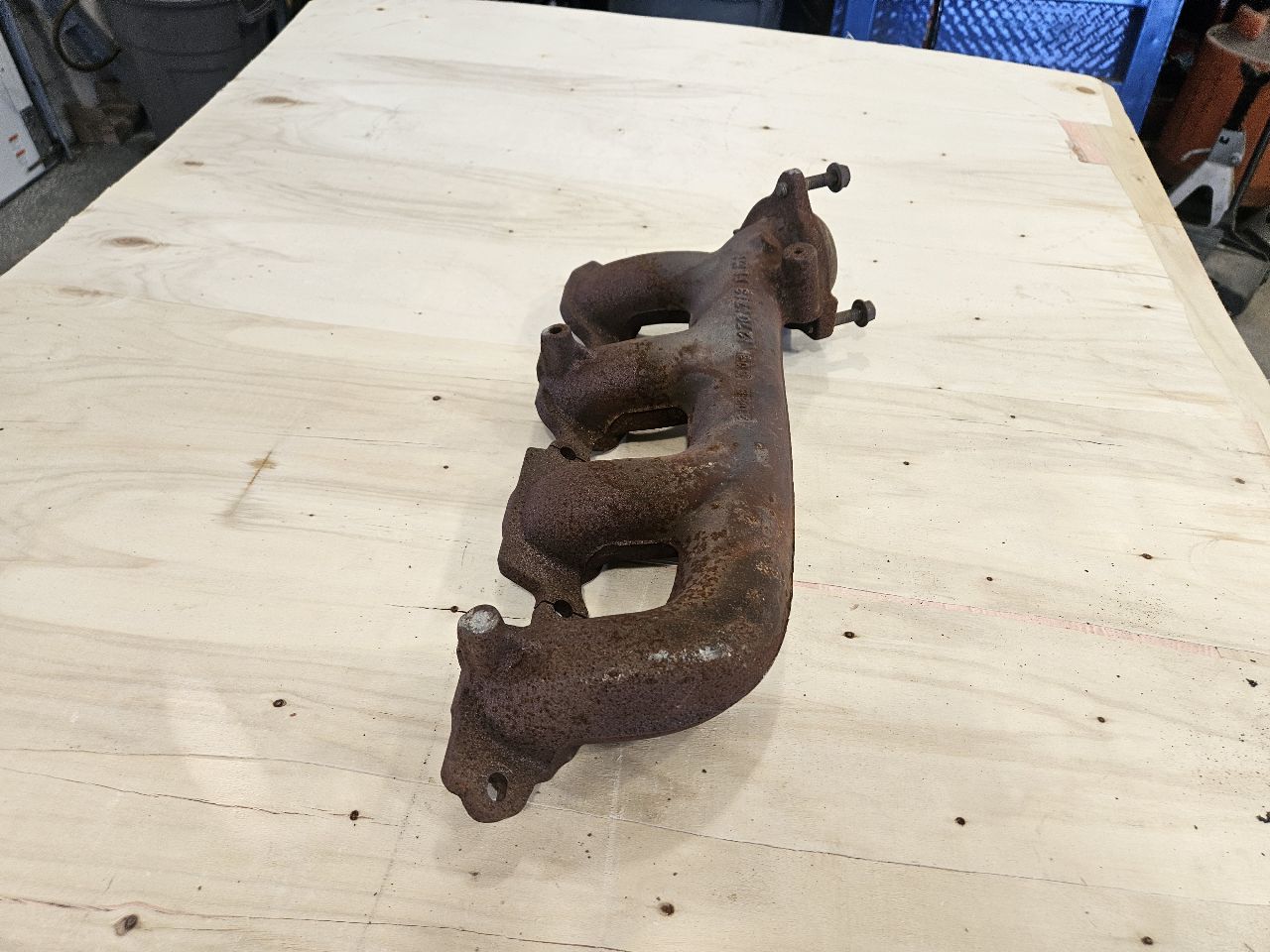 2022 SILVRDO15 LH EXHAUST MANIFOLD 6.2L L87 31215 - image 2