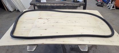 2022 SILVRDO15 REAR DOOR WEATHERSTRIPPING LH OR RH 31221 - image 1
