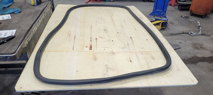 2022 SILVRDO15 REAR DOOR WEATHERSTRIPPING LH OR RH 31221 - image 6