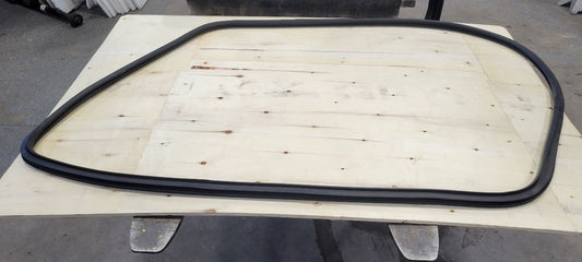 2022 SILVRDO15 REAR DOOR WEATHERSTRIPPING LH OR RH 31222 - image 1