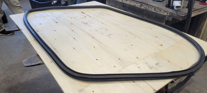 2022 SILVRDO15 REAR DOOR WEATHERSTRIPPING LH OR RH 31222 - image 2
