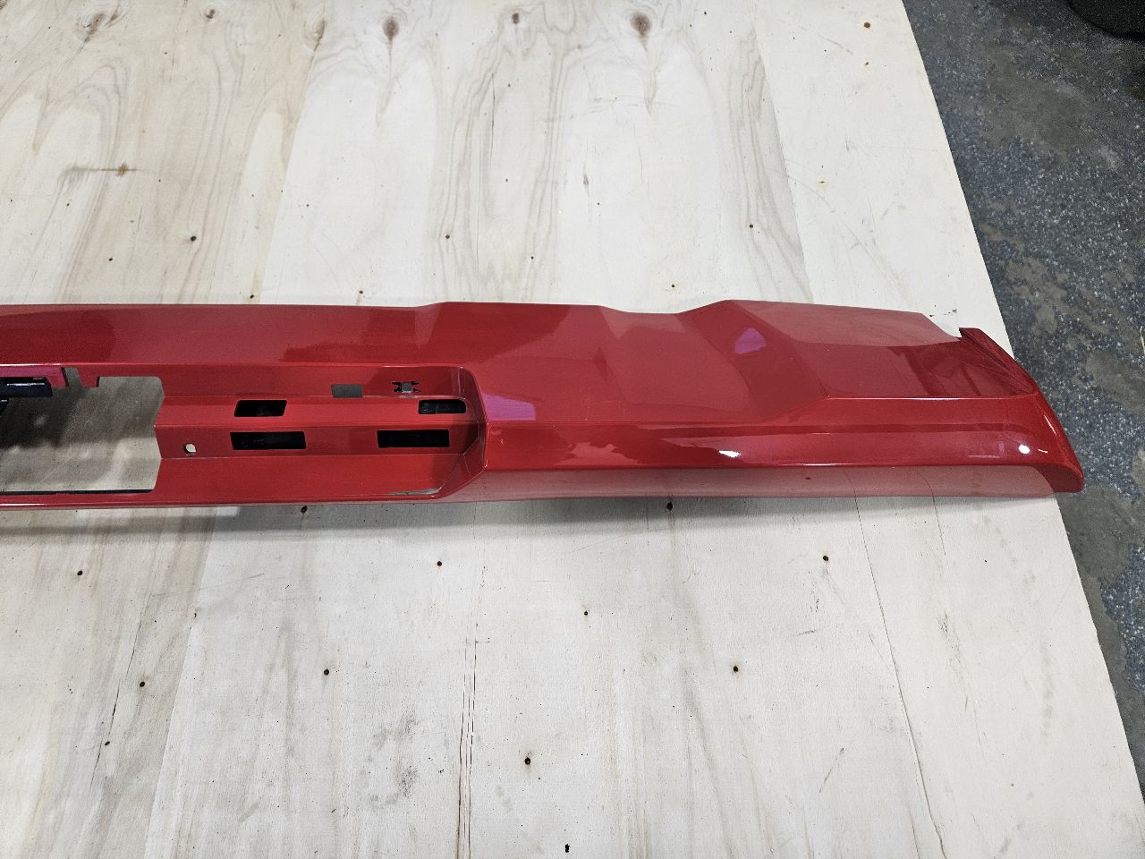 2022 SILVRDO15 ROOF SPOILER NO LIGHT RED G7C 31229 - image 13