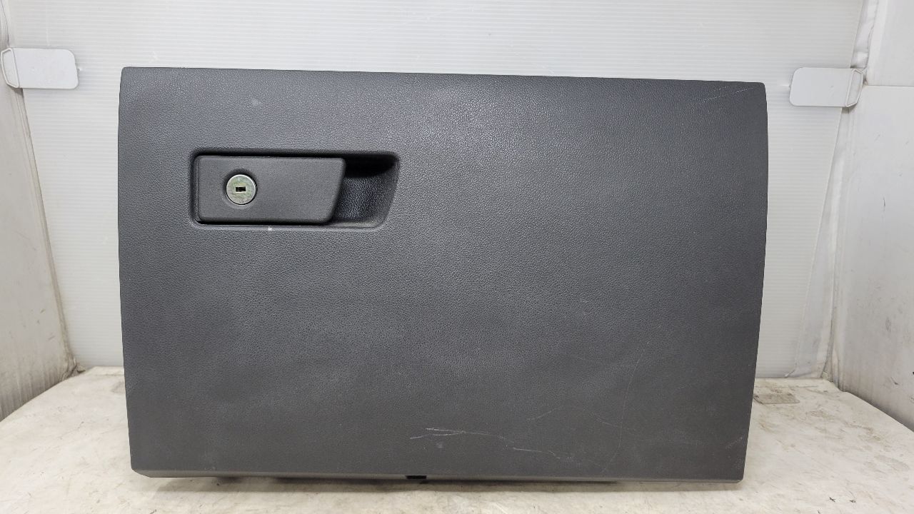 2022 SILVRDO15 LOWER GLOVE BOX COMPARTMENT 85531392 31234 - image 1