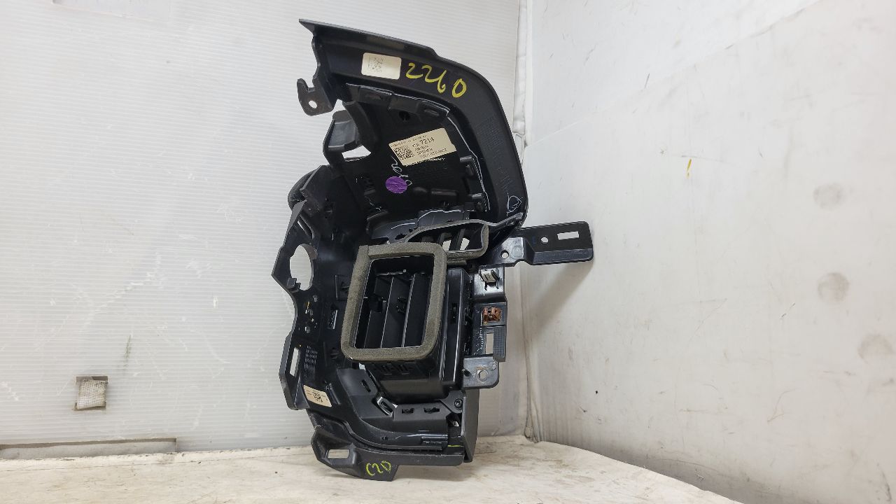 2022 SILVRDO15 RH DASH TRIM & HEATER VENT 87827214 31236 - image 7