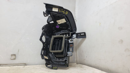 2022 SILVRDO15 RH DASH TRIM & HEATER VENT 87827214 31236 - image 7