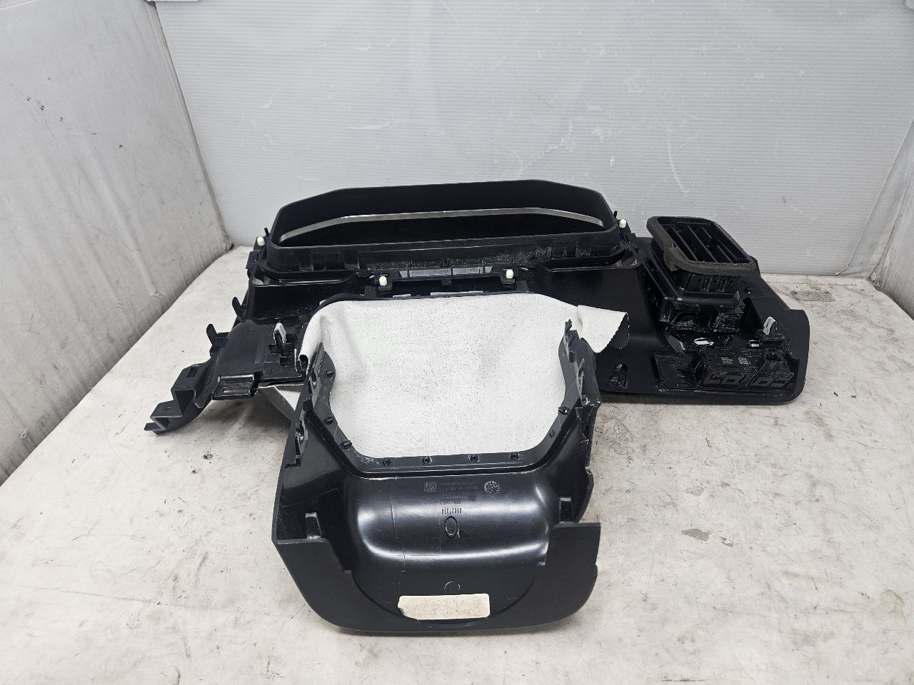 2022 SILVRDO15 CLUSTER BEZEL PIANO BLACK TRIM 31239 - image 5