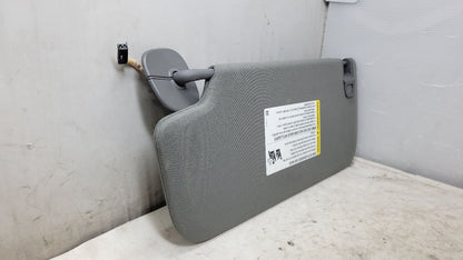 2020 SIERDEN15 RH SUN VISOR LIGHTED DARK ASH GREY 31259 - image 6