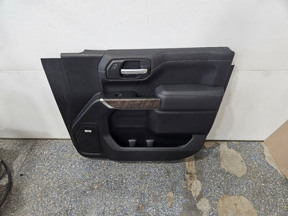 2020 SIERDEN15 FRONT RH DOOR PANEL TRIM DENALI BLAC 31315 - image 1