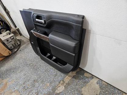 2020 SIERDEN15 FRONT RH DOOR PANEL TRIM DENALI BLAC 31315 - image 3