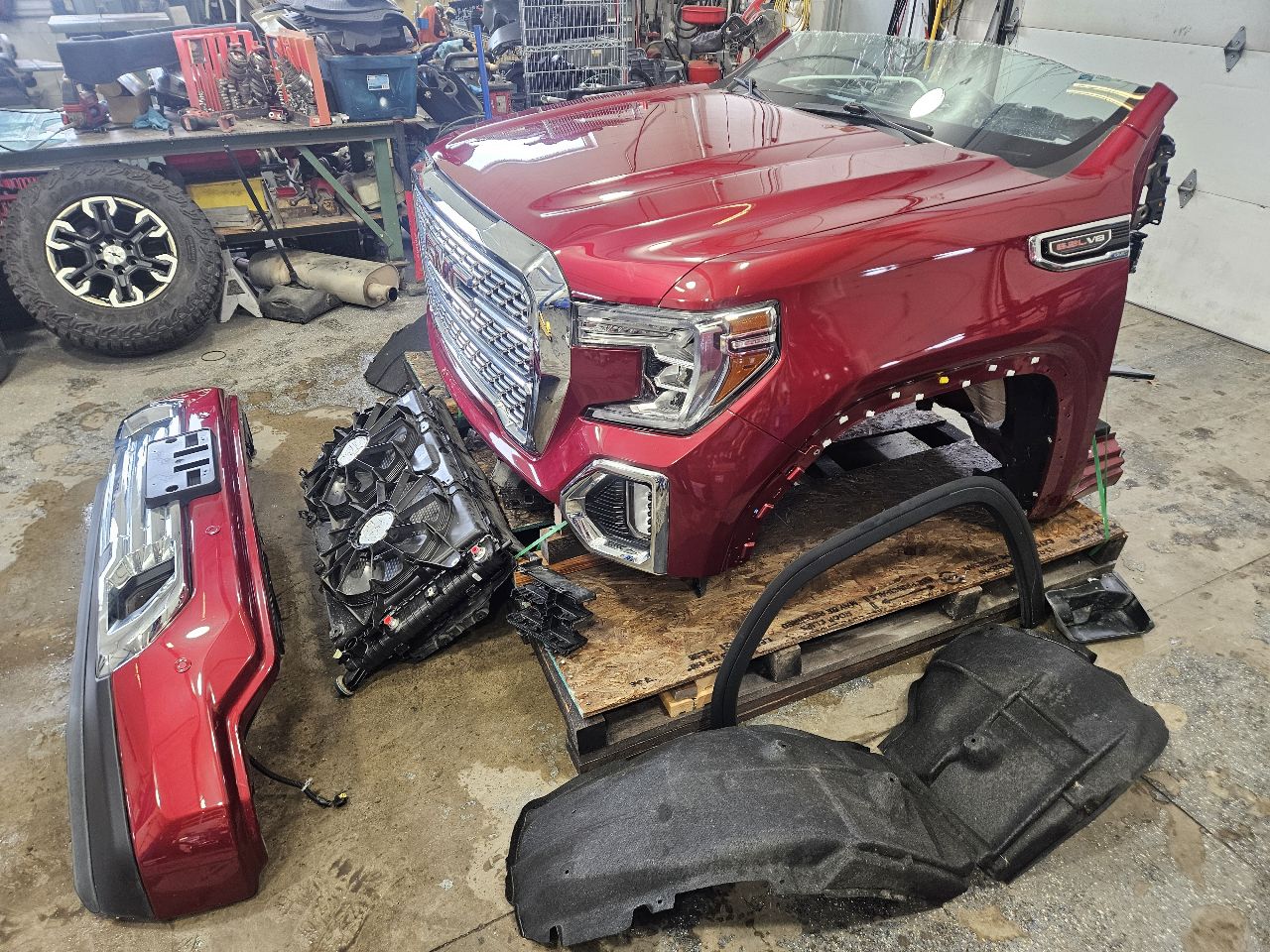 2020 SIERDEN15 GLORY RED GPJ RH FENDER DENT AT BTM 31325 - image 4