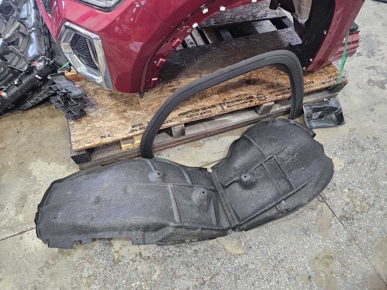 2020 SIERDEN15 GLORY RED GPJ RH FENDER DENT AT BTM 31325 - image 16