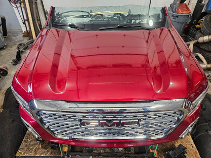 2020 SIERRA DENALI GLORY RED GPJ RH FENDER DENT AT BTM 31325 - image 3