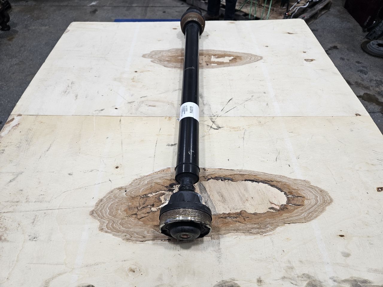 2020 SIERDEN15 4WD FRONT DRIVE SHAFT 23370093 52K 31326 - image 8