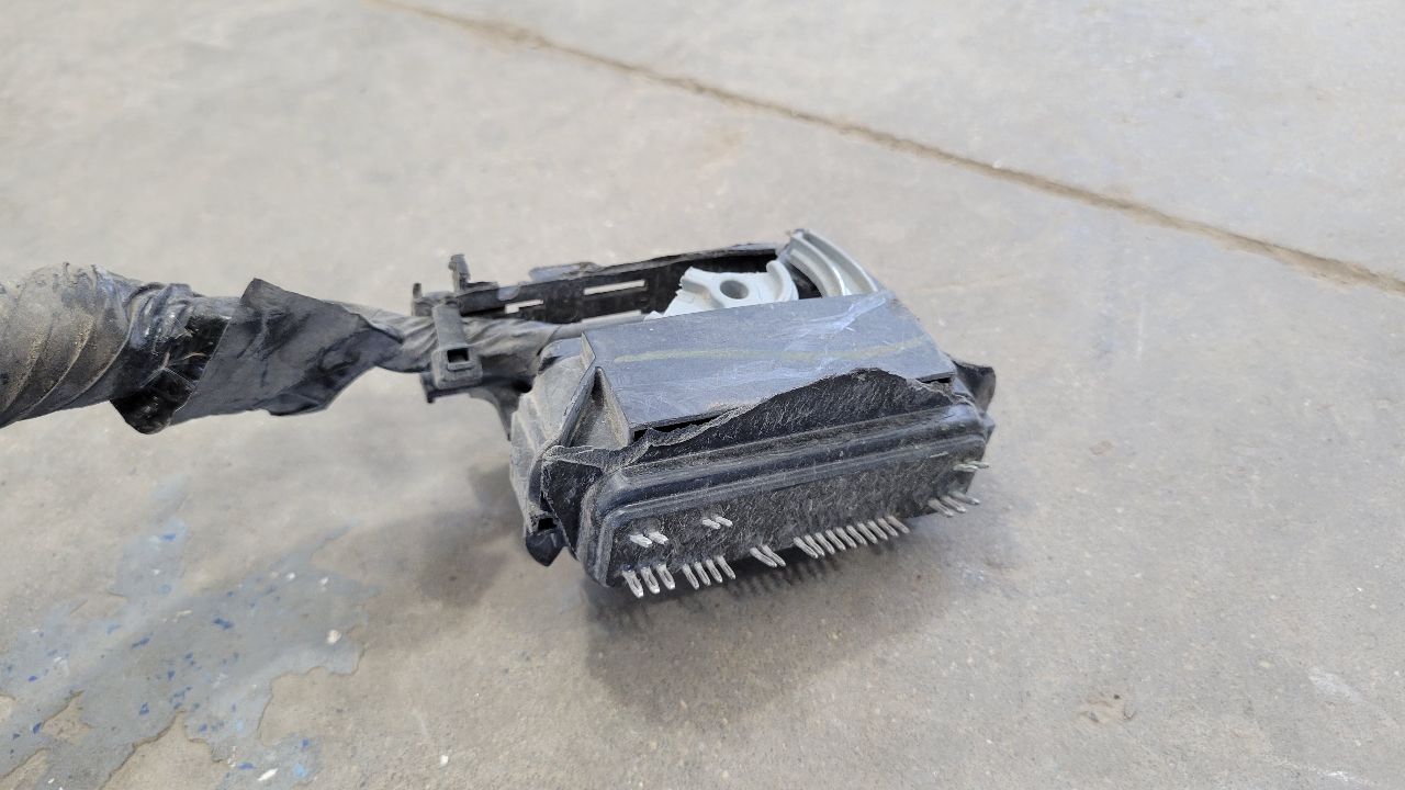 2020 SIERDEN15 CHASSIS FRAME HARNESS 4WD 84765036 31334 - image 4