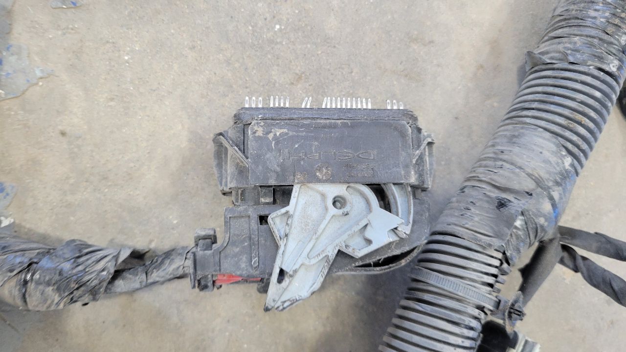 2020 SIERDEN15 CHASSIS FRAME HARNESS 4WD 84765036 31334 - image 5