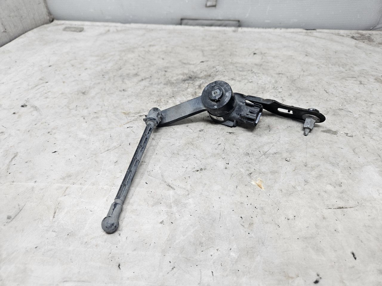 2020 SIERDEN15 FRONT RH RIDE HEIGHT SENSOR 84361023 31346 - image 3