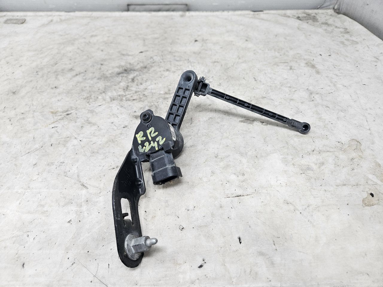 2020 SIERDEN15 FRONT RH RIDE HEIGHT SENSOR 84361023 31346 - image 8