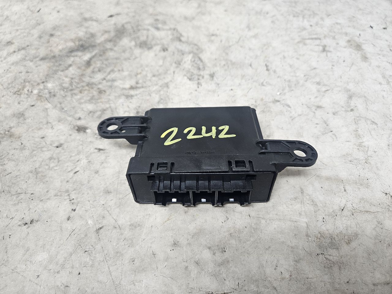 2020 SIERDEN15 PARK ASSIST MODULE 84683118 31374 - image 8