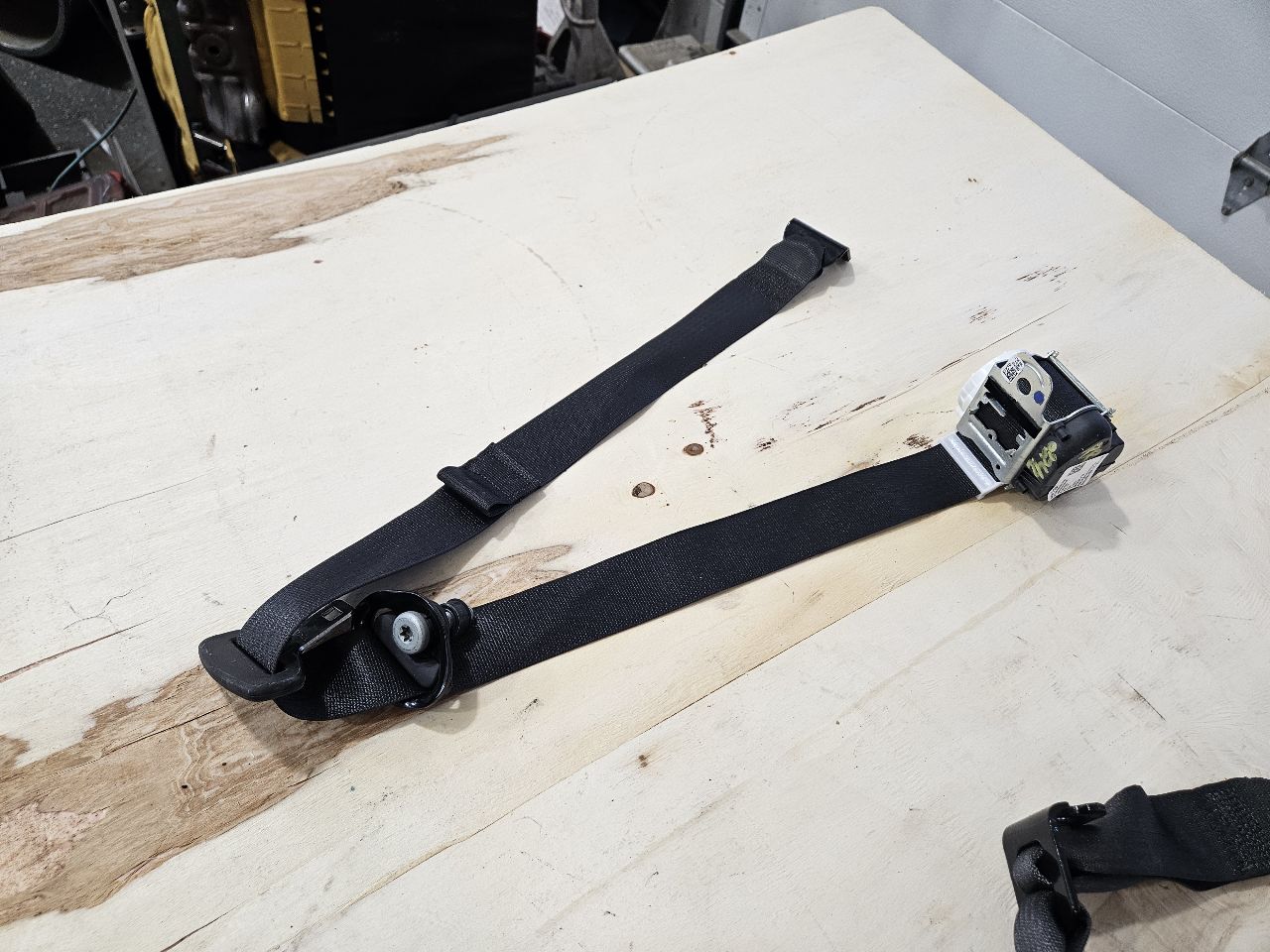 2020 SIERDEN15 REAR SEAT BELTS SET OF 3 BLACK 31387 - image 7