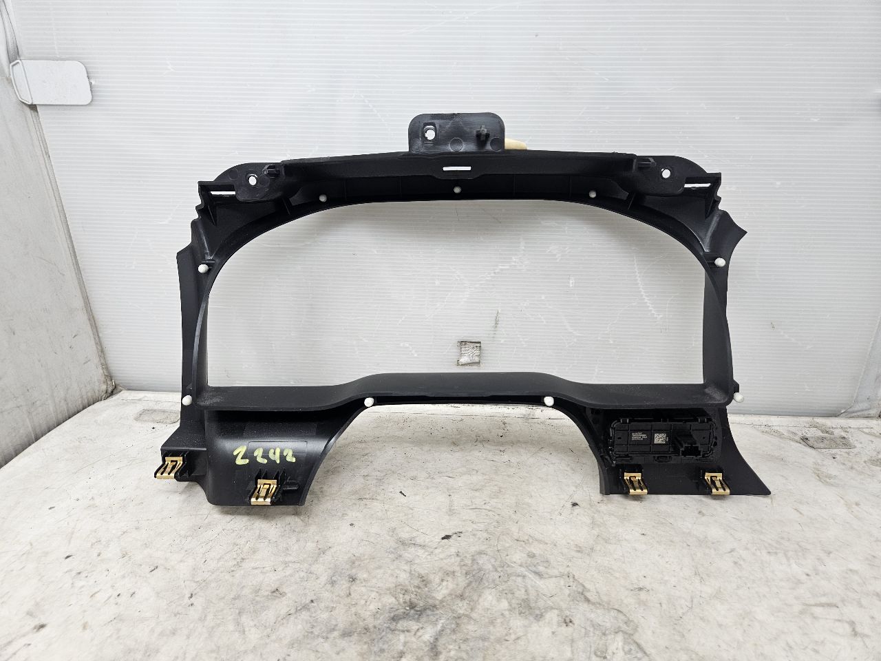 2020 SIERDEN15 CLUSTER SPEEDO DASH BEZEL 84388792 31389 - image 8