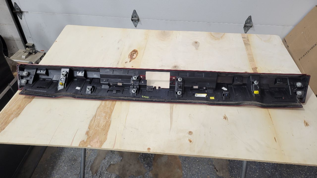 2020 SIERDEN15 ROOF SPOILER GLORY RED GPJ 31391 - image 12