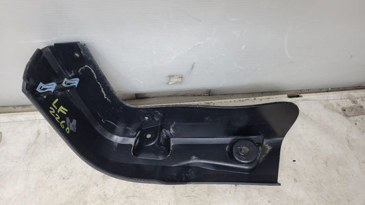 2022 SILVRDO15 LH FRONT WHEEL MUD SPLASH GUARD 31396 - image 1