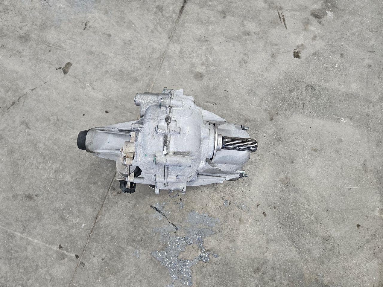 2022 SILVRDO15 2 SPEED TRANSFER CASE BFG 33K 31406 - image 2