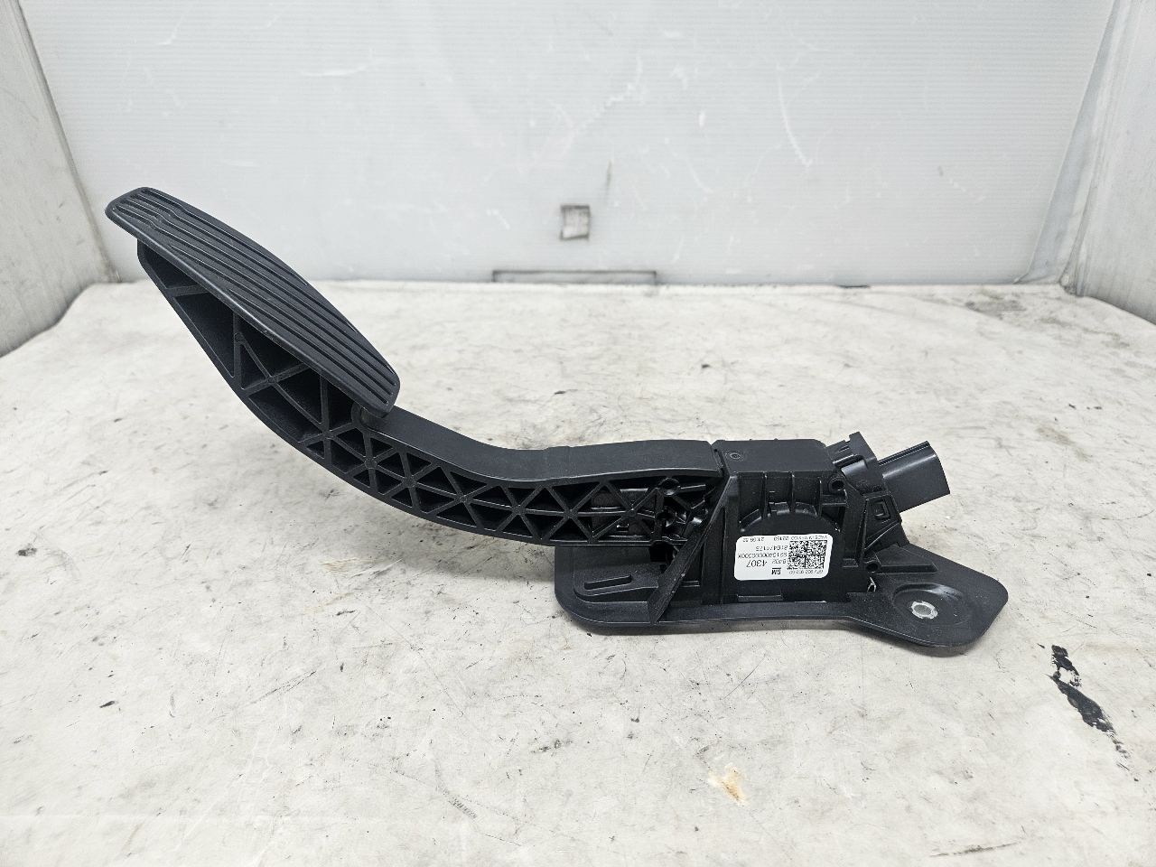 2023 SIERDEN15 GAS PEDAL THROTTLE POSITION 84024307 31423 - image 1