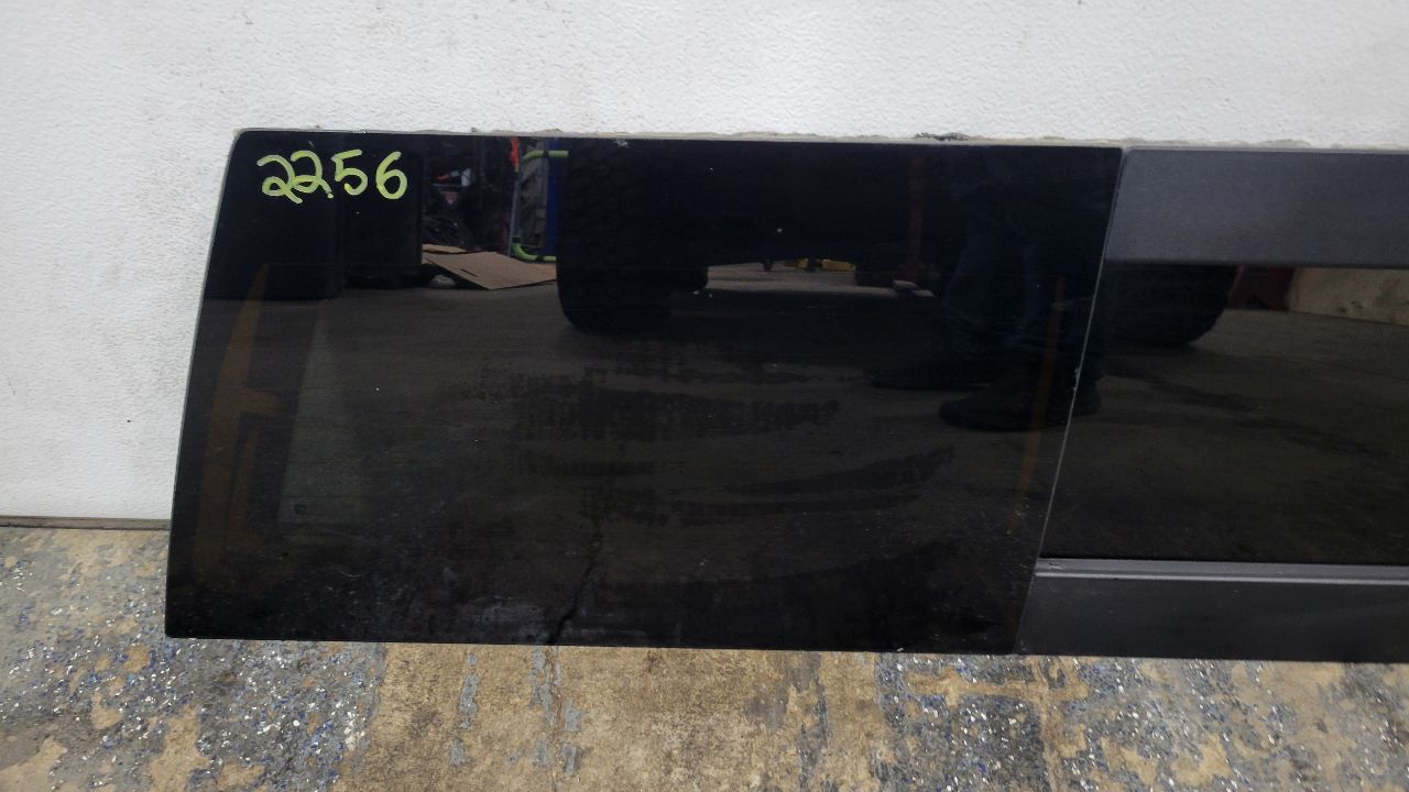 2020 SIERDEN15 POWER SLIDING BACK GLASS ON SHELF 31440 - image 2