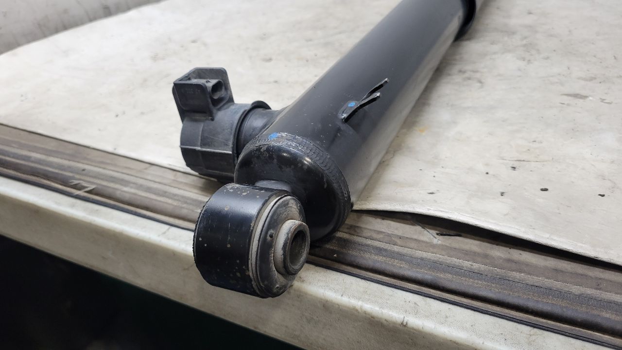 2020 SIERDEN15 REAR MAGNARIDE SHOCK 65K 84525203 31448 - image 5