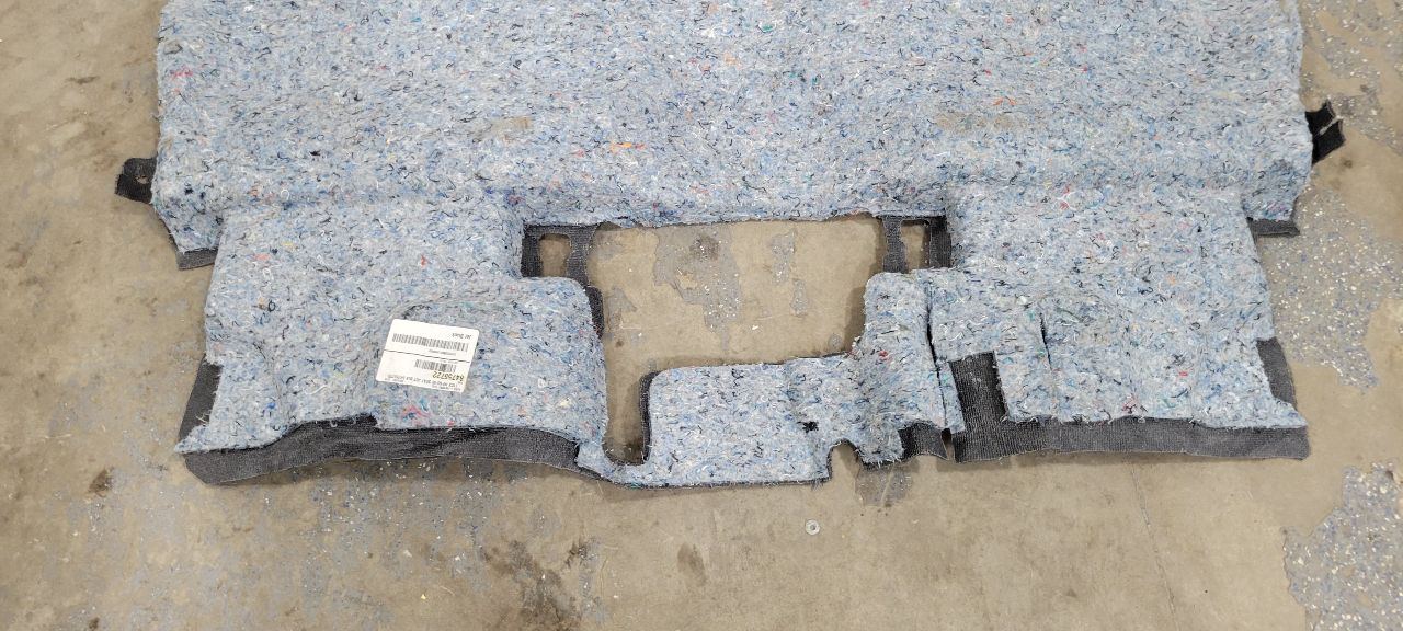 2020 SIERDEN15 REAR CARPET FOR CREW CAB JET BLACK 31457 - image 15