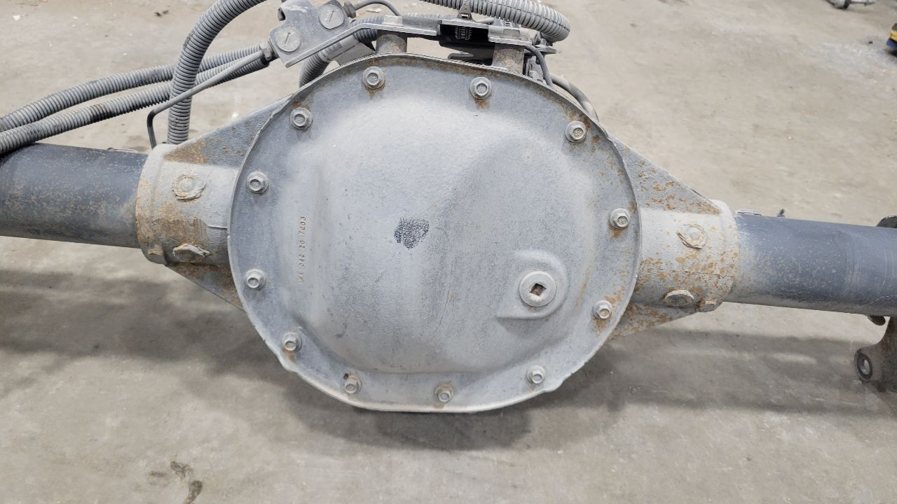 2020 SIERDEN15 REAR AXLE 9.75" 3.23 GU5 G80 66K MI 31458 - image 4