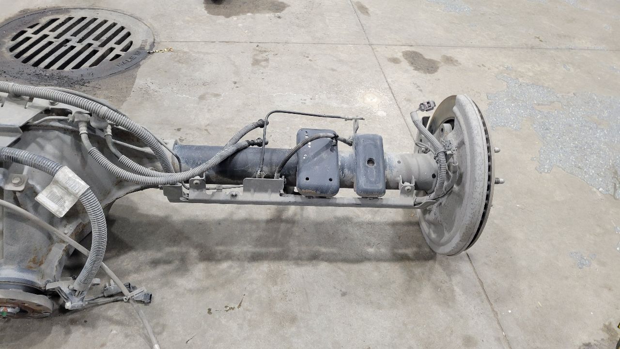 2020 SIERDEN15 REAR AXLE 9.75" 3.23 GU5 G80 66K MI 31458 - image 9